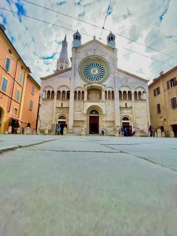 Residence Del Centro Modena Aparthotel