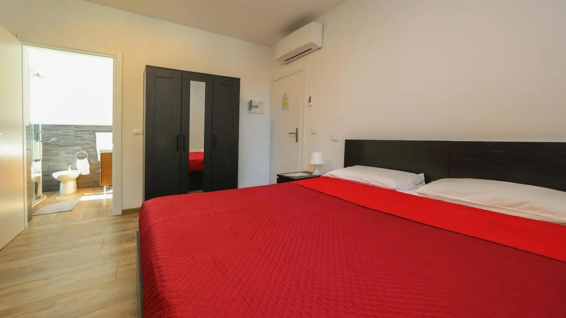 Residence Del Centro Modena 0*,  Italy